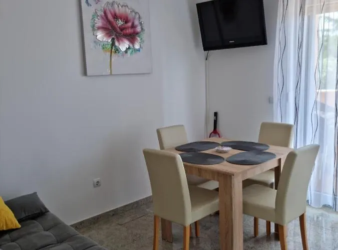 Appartments D&d Апартаменты *