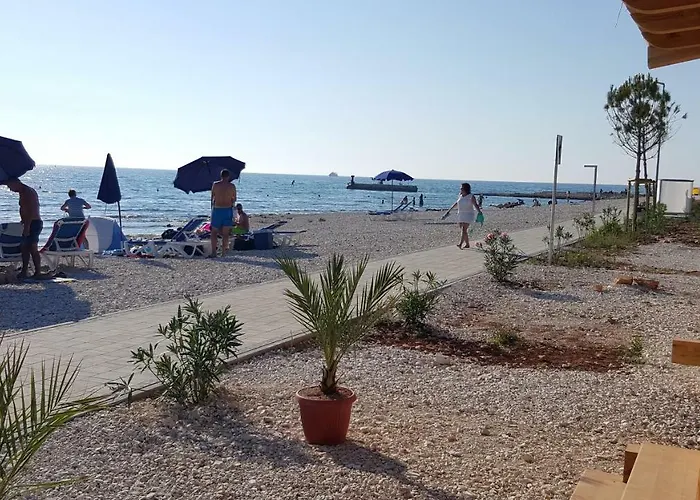 Апартаменты Appartments D&d Перой