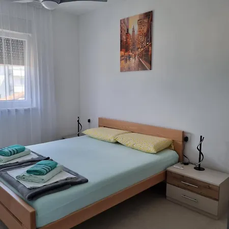 Appartments D&d Apartman Peroj