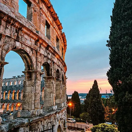 아파트 Appartments D&d 페로이