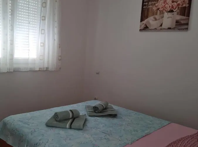 아파트 Appartments D&d 페로이